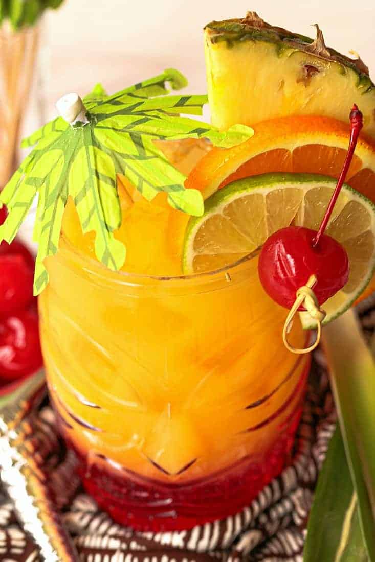 A classic Mai Tai cocktail recipe with garnish
