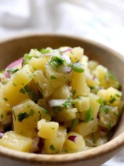 pineapple salsa in a bowl