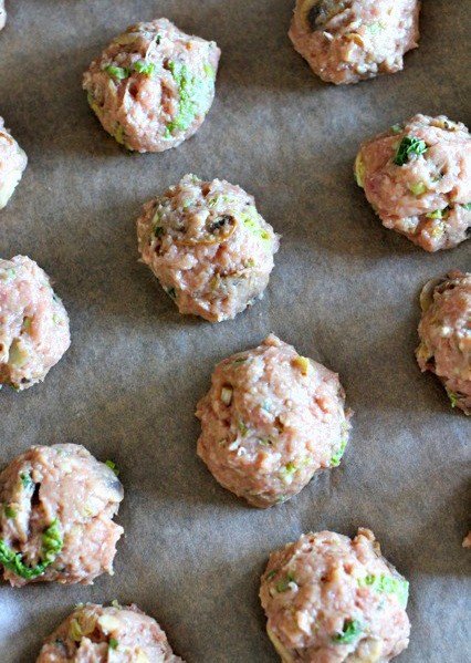 Crock Pot Asian Meatballs are a healthy meatball recipe