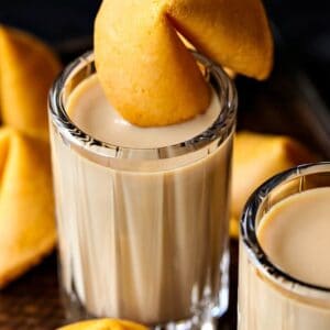 fortune cookie shot recipe for new year's eve and holiday parties