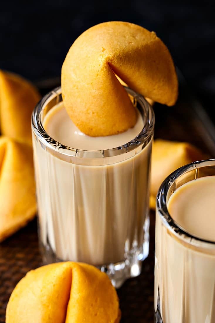 fortune cookie shot recipe for new year's eve and holiday parties
