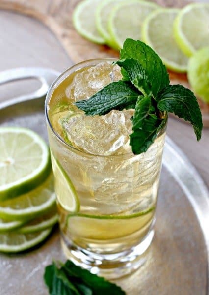 Gin and Ginger Fizz top