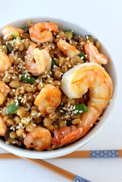 This Asian Shrimp Bowl is bursting with flavors! A delicious shrimp dinner with nutty, chewy barley and hearty vegetables. asian-shrimp-barley-bowl-top