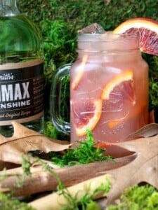 Sex In The Woods cocktail recipe uses moonshine instead of vodka