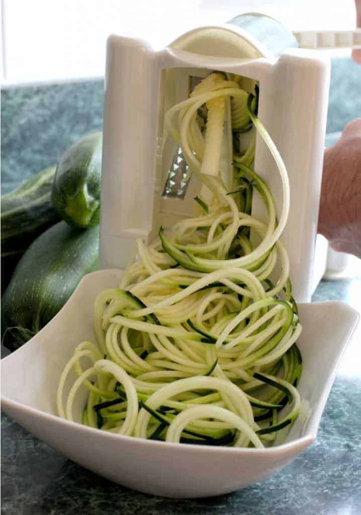 Try this Meatball Soup with Zoodles for a low carb soup recipe the whole family will enjoy! A delicious and healthy soup recipe! italian-wedding-soup-zoodles-zoodles