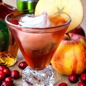 Crown Royal Apple cocktail in a glass with an apple slice