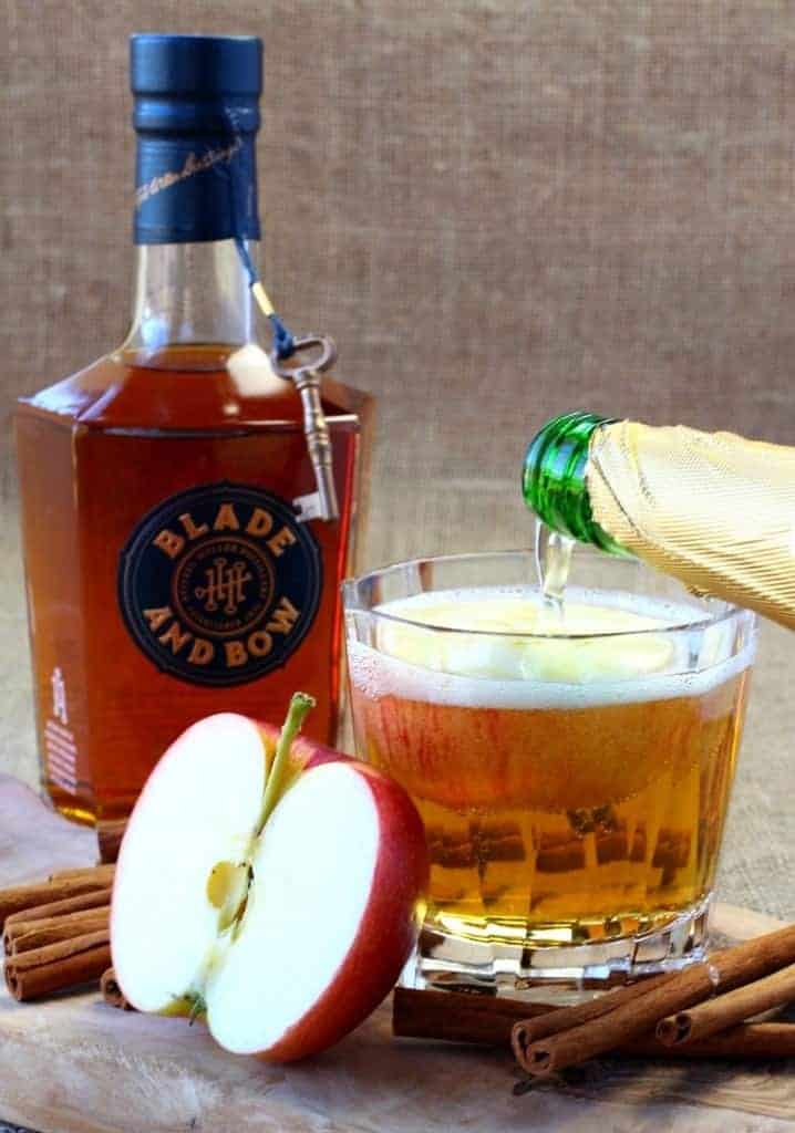 Big Apple Bourbon Cocktail Recipe Easy Bourbon Party Drink