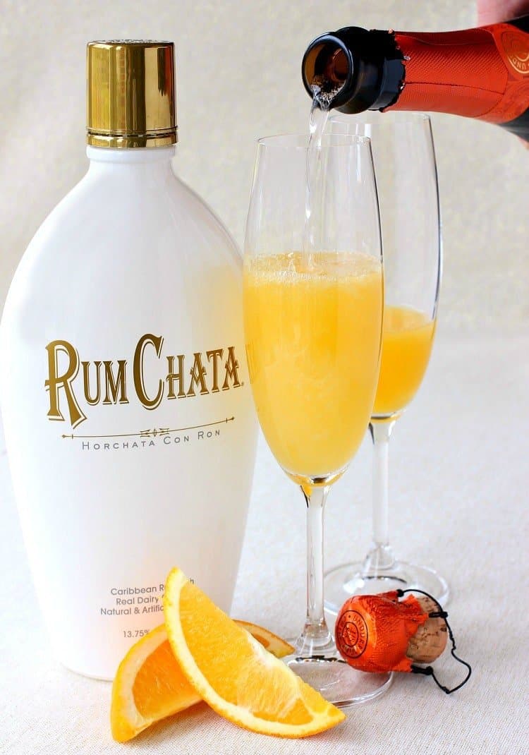 rumchata-creamsicle-champagne-pour