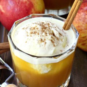 This Whisky Apple Pie Float is going to be a hit for dessert!