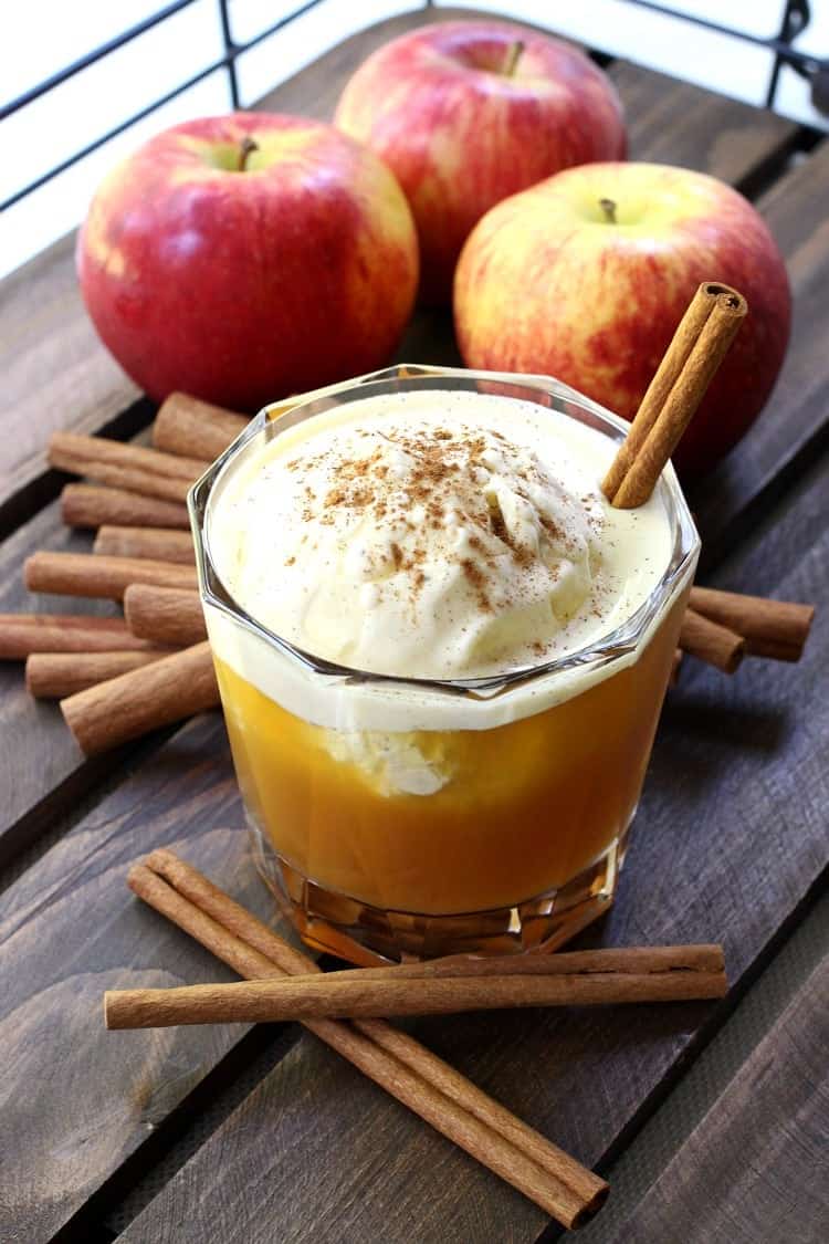 whisky-apple-pie-float-top