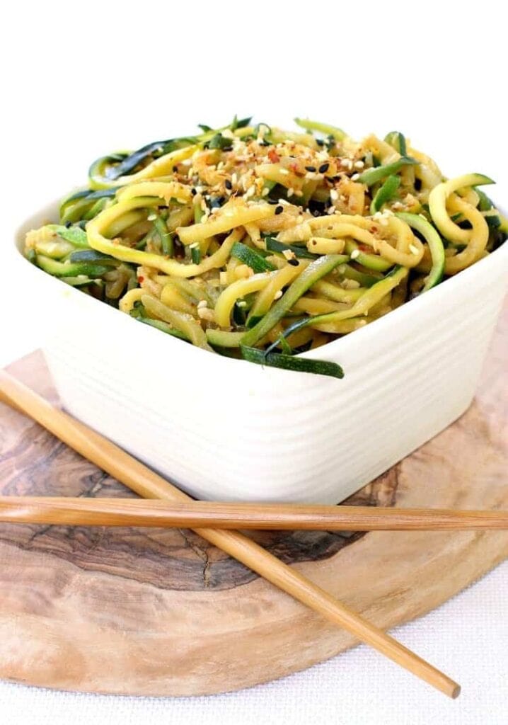 Asian Zucchini Noodles Recipe How To Make Zoodles Mantitlement