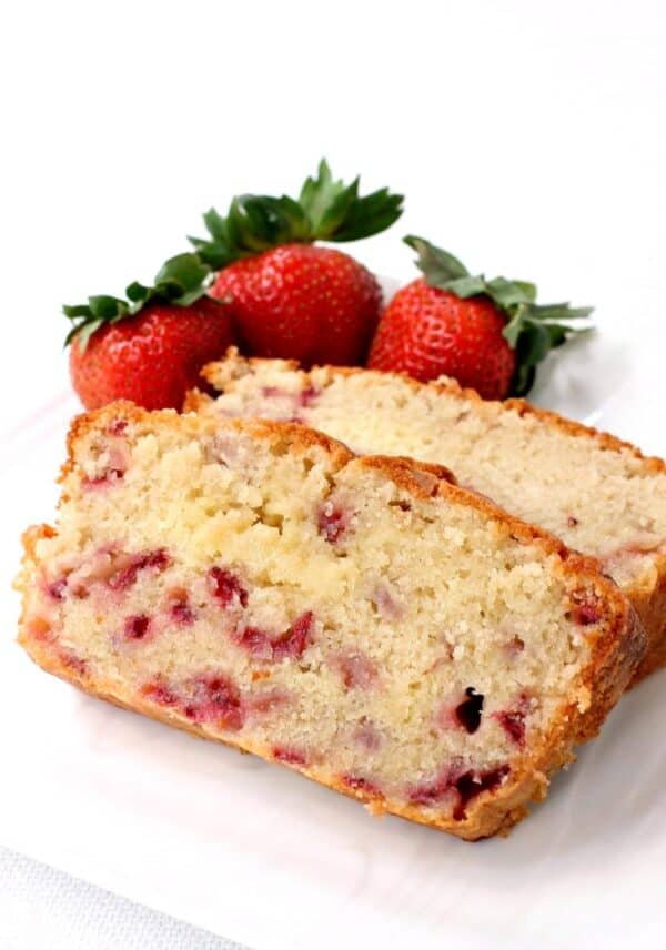 Strawberry Rum Pound Cake | A Pound Cake For Parties | Mantitlement