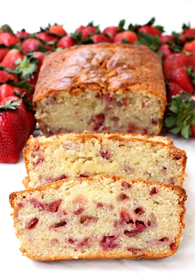 strawberry-rum-pound-cake-vert