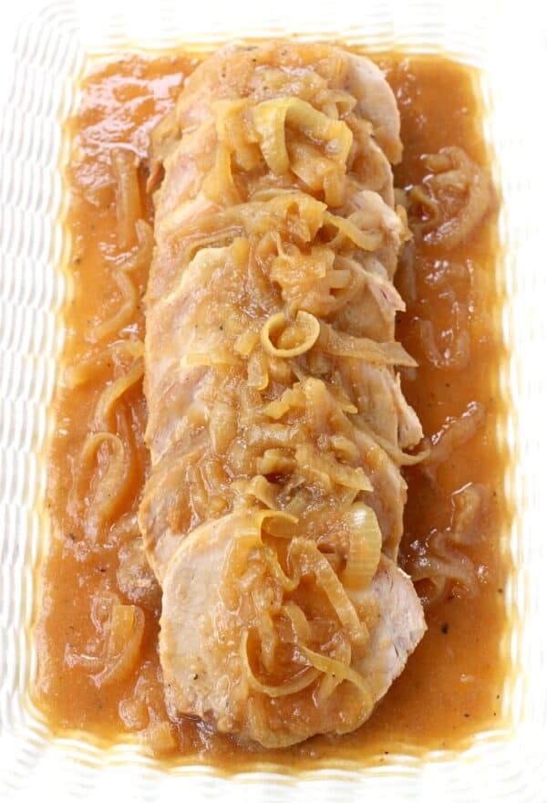 Crock Pot Applesauce Pork Roast Mantitlement