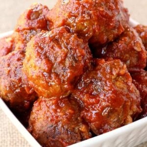 Slow Cooker Cabbage Roll Meatballs have the cabbage right inside so you have everything in one bite!