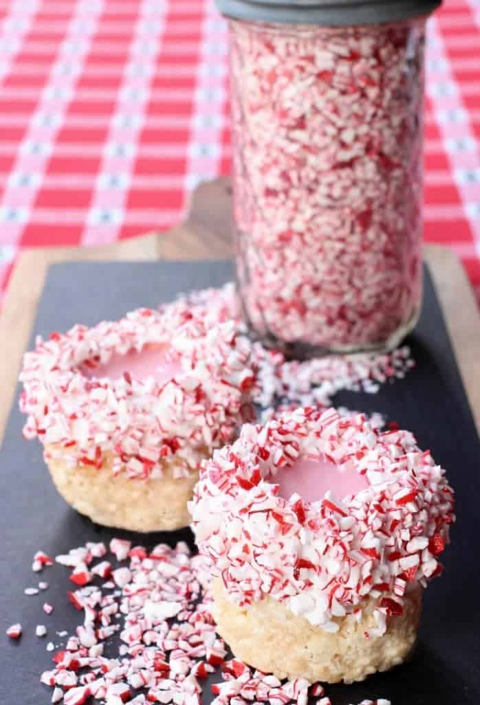 Peppermint Krispies Treats Shots are filled with a creamy, peppermint drink that will get you in the Christmas spirit!