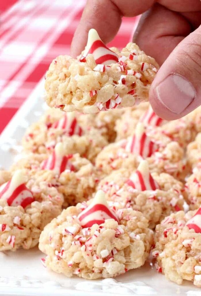 Rice Krispies Peppermint Blossoms featured