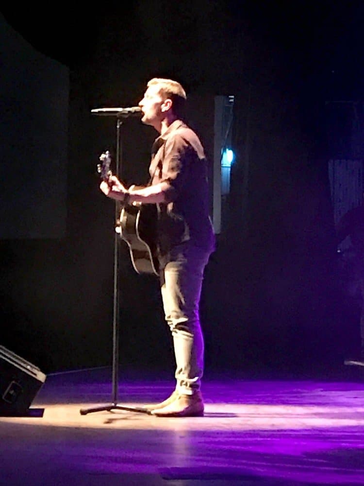 AC Borgata Rob Thomas Concert