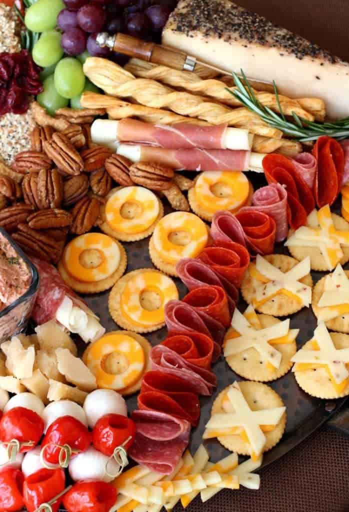 Easy Salmon Cracker Spread Mantitlement