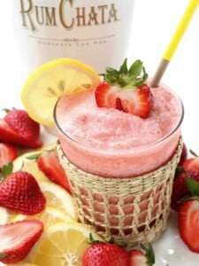 This Frozen Rumchata Strawberry Lemonade is delicious and refreshing!