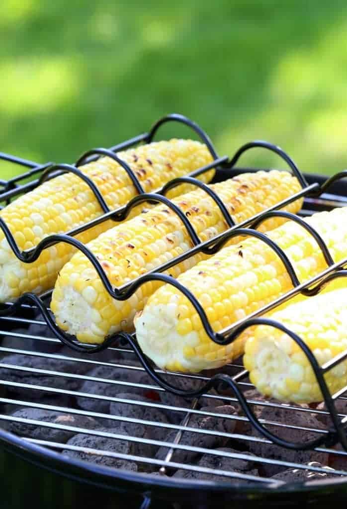 Corn on the cob on the grill