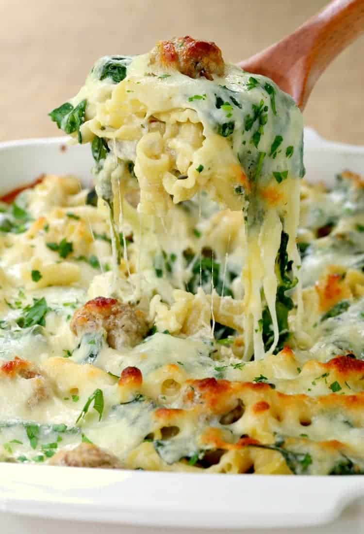 Italian Wedding Meatball Pasta Bake serving