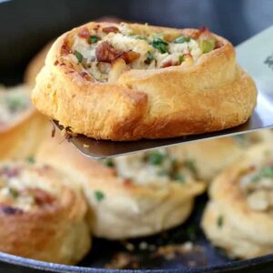 These Bacon Ranch Skillet Chicken Rolls are going to be a hit for dinner!