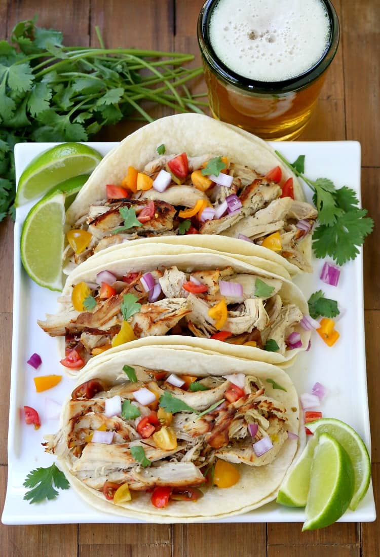 These Slow Cooker Crispy Chicken Carnitas are perfect for a healthy dinner!