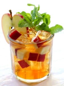 This Apple Mint Whiskey Iced Tea is going to hit the spot for cocktail hour!