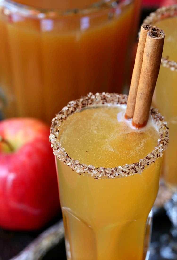 These Apple Cider Mimosas are a perfect Fall cocktail!
