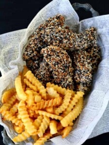 These Everything Bagel Chicken Tenders are a delicious, super low carb meal!