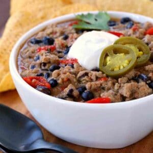 Ranch Turkey Chili | A Zesty, Kid Friendly Chili Recipe | Mantitlement