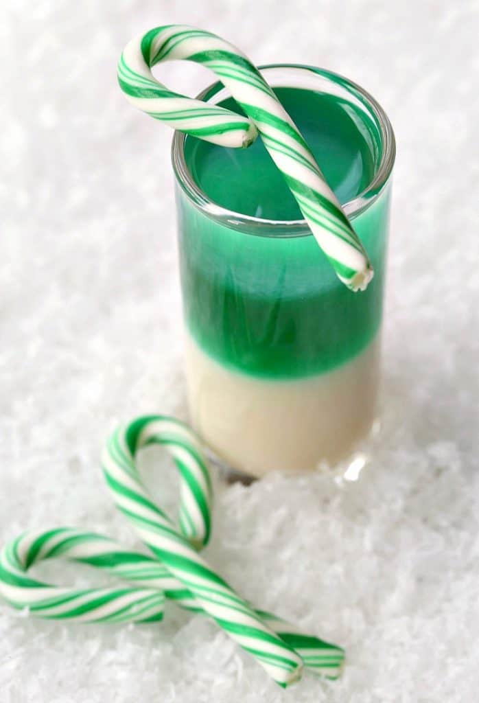 This Layered Candy Cane Shot is perfect for your Christmas parties!