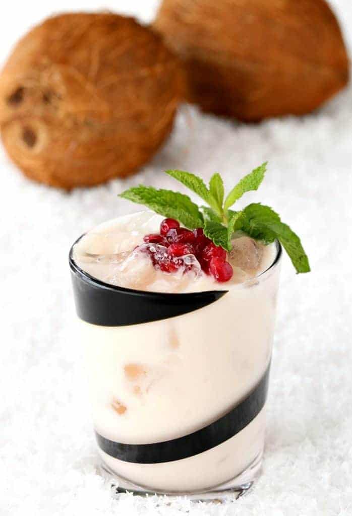 This Naughty Snowman Rum Cooler is SO tasty - it's a little naughty!