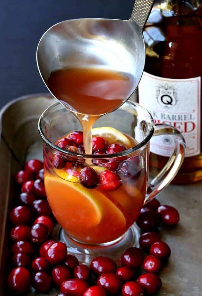 Slow Cooker Spiced Rum Cocktail Mantitlement
