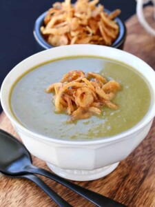 This Zero Cream Asparagus Leek Soup is my favorite healthy soup!