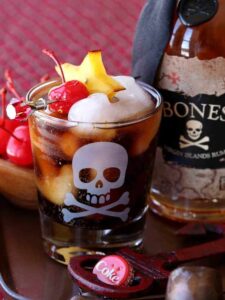 Make a Blackbeard's Rum and Coke for cocktail time!