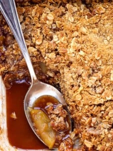 Easy Apple Crisp Recipe makes it's own sauce as it bakes that coats the apples and crumb topping