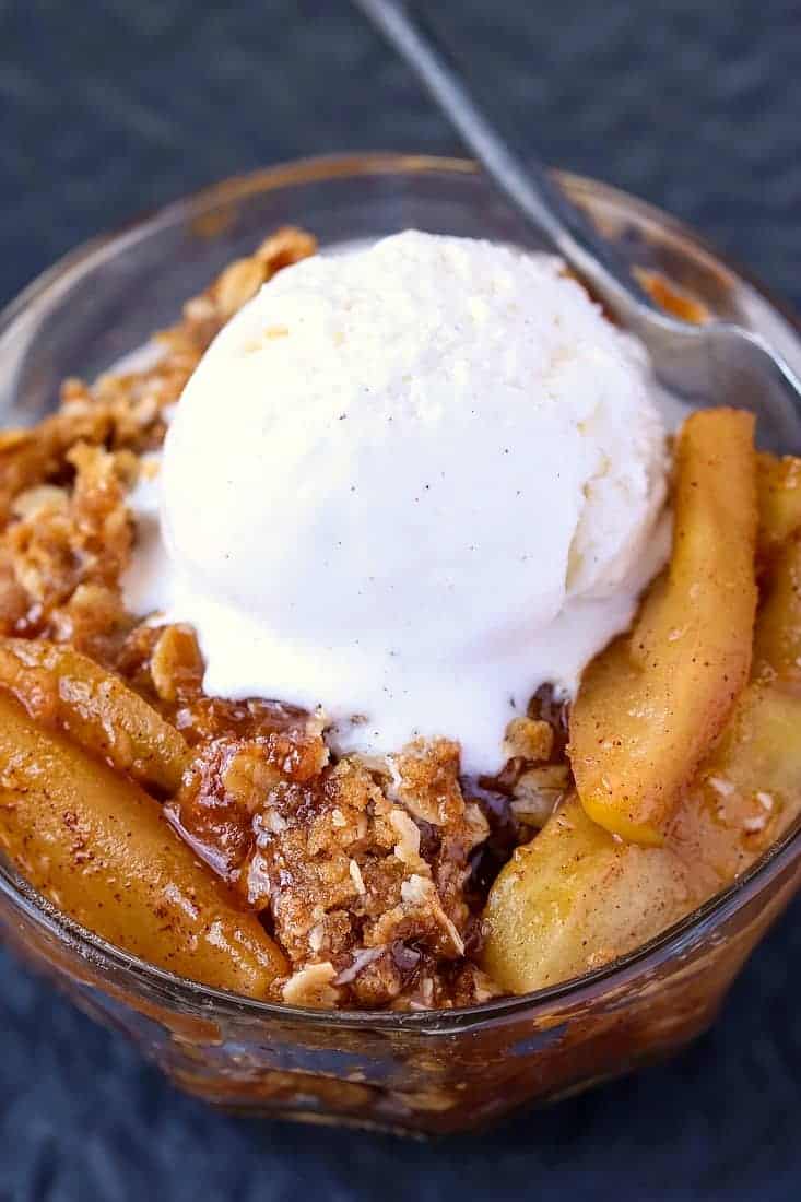 This Easy Apple Crisp Recipe is an apple dessert served with ice cream