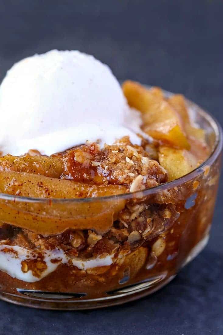 Easy Apple Crisp is an apple recipe served with ice cream