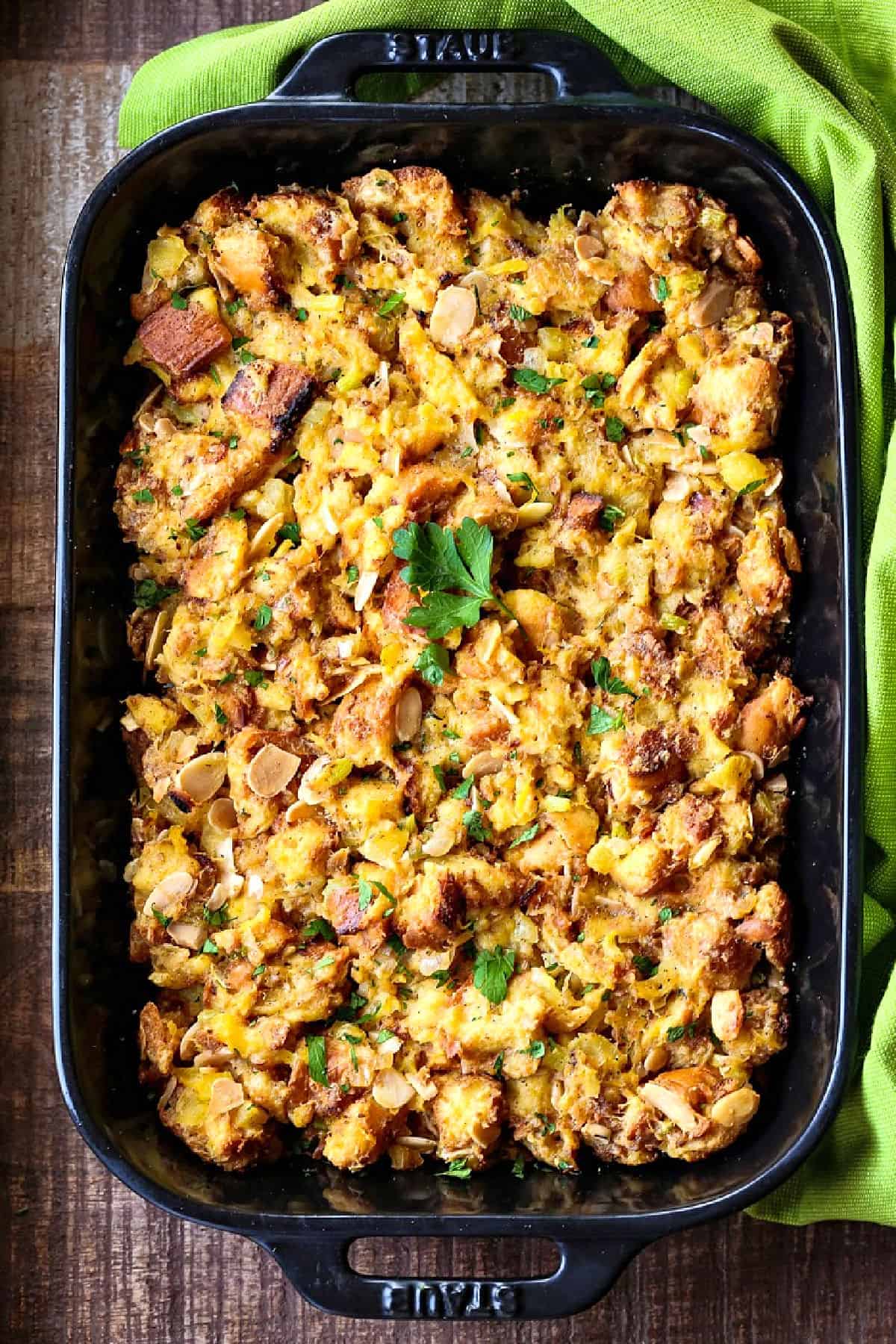 pineapple stuffing in black baking dish from top