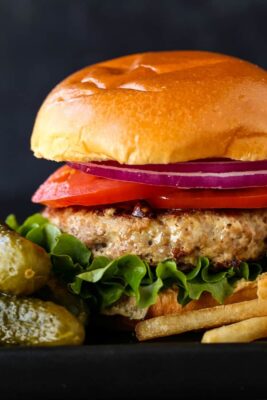 Easy Juicy Turkey Burgers | Skillet Burger Recipe | Mantitlement