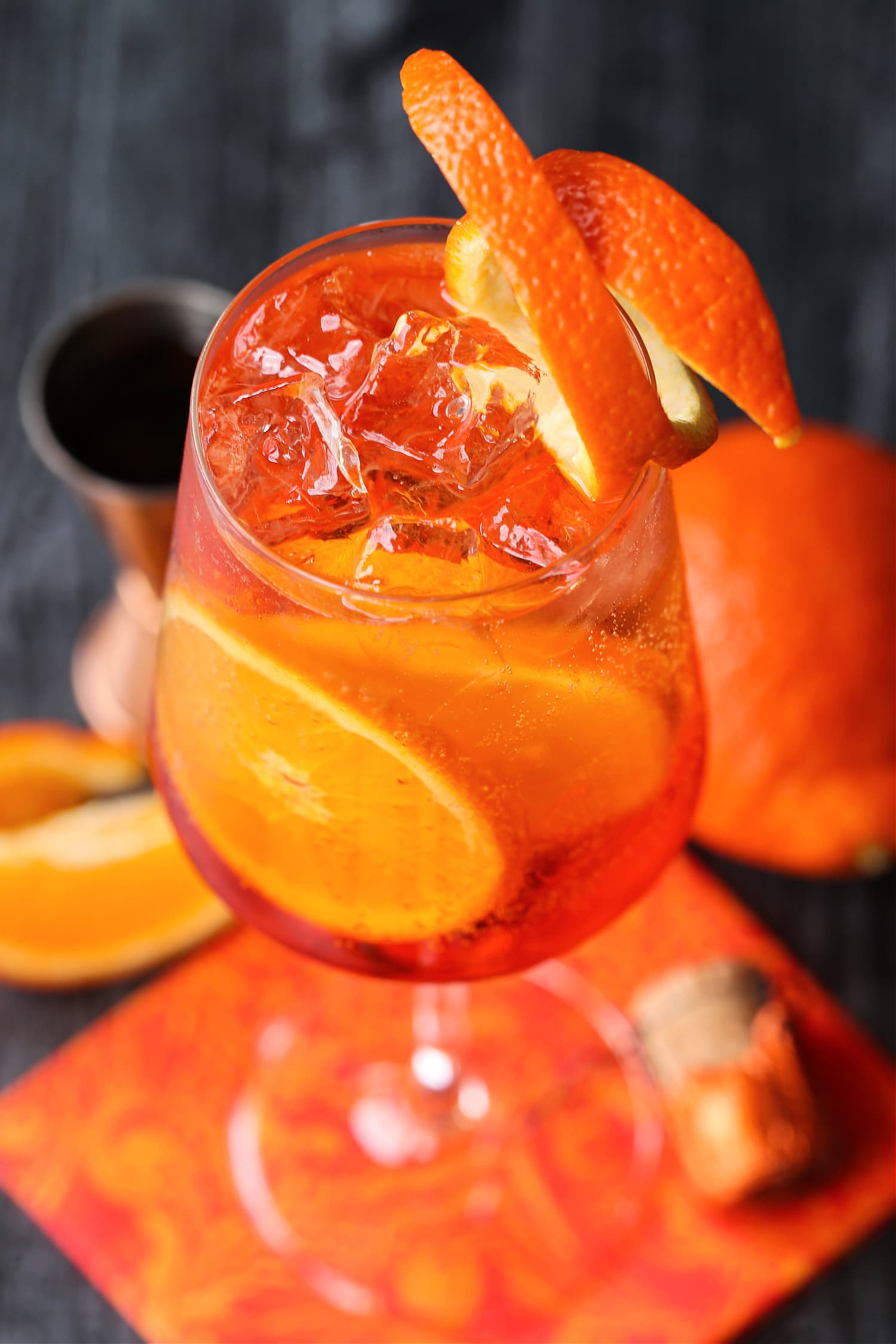 aperol spritz cocktail from top with garnish