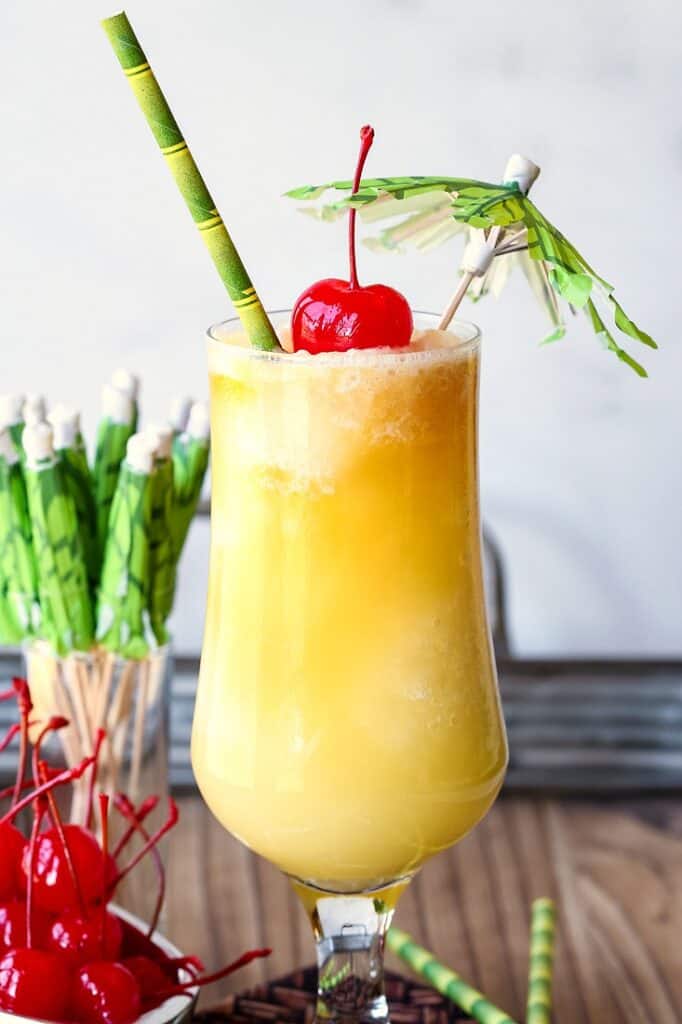 Pina Colada BEST Piña Coladas With Rum Floater Mantitlement