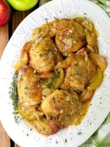 chicken thigh recipe with apple cider gravy