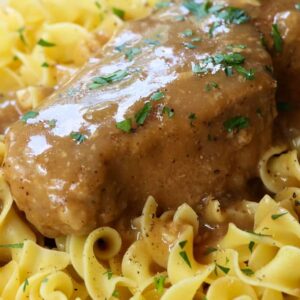 slow cooker pork chops with brown gravy and noodles