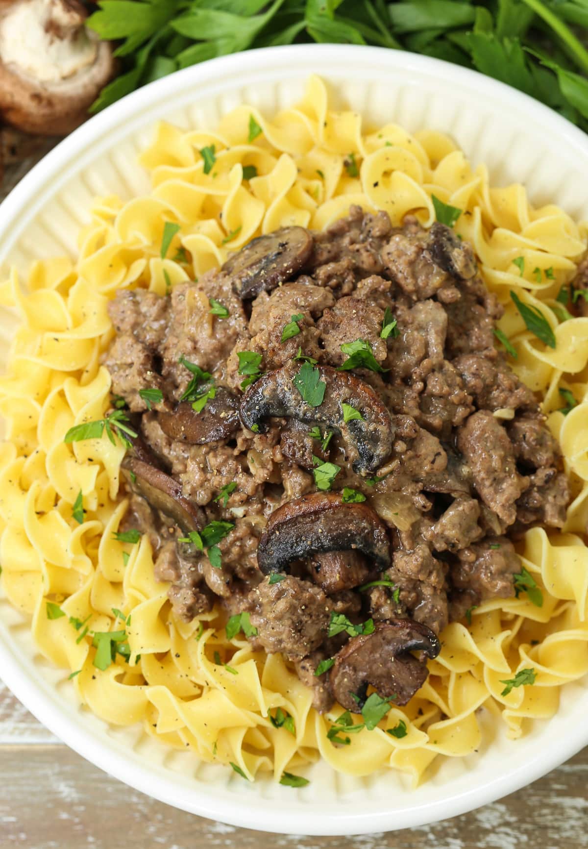 Easy Ground Beef Stroganoff | Mantitlement