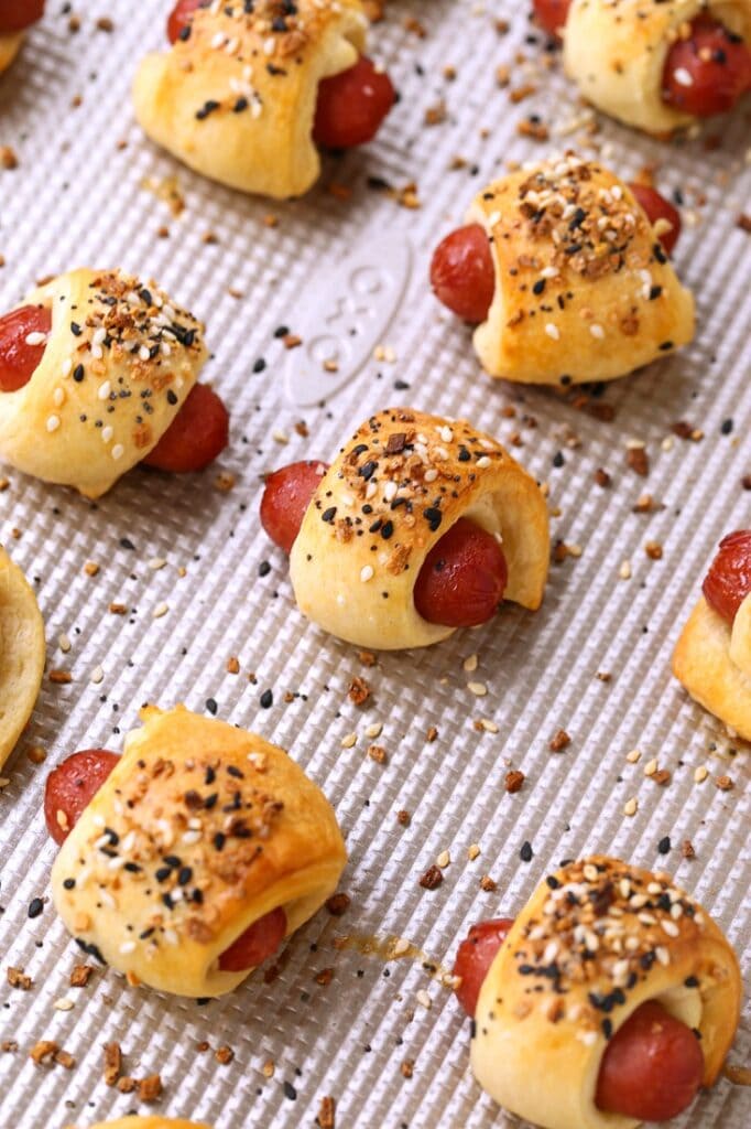 Everything Pigs In A Blanket Mantitlement