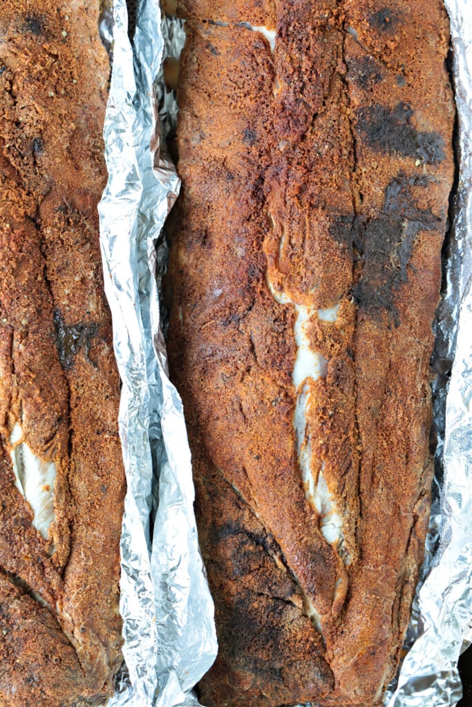 baked ribs that have been seasoned with a dry rub