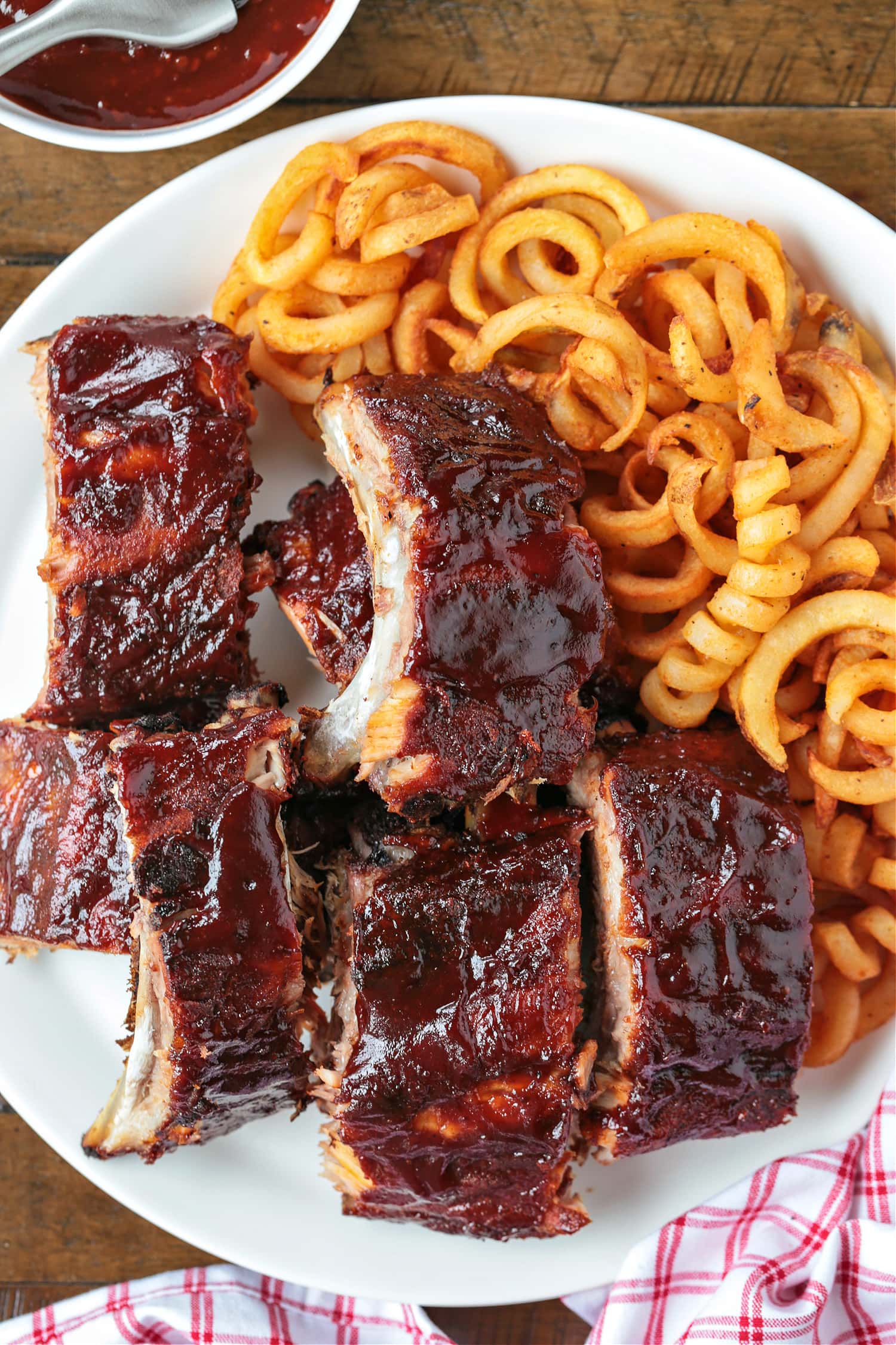 bbq ribs on plate with fries